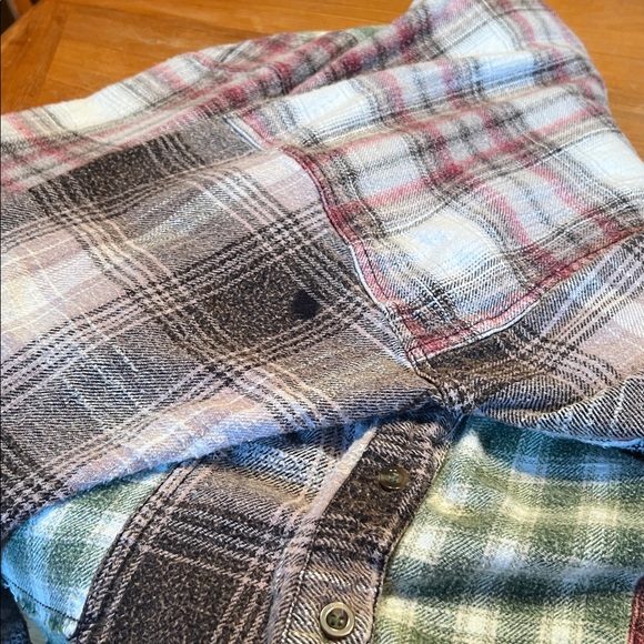 BDG Urban Outfitters shirt flannel patchwork 90’s Shacket M - Picture 11 of 14